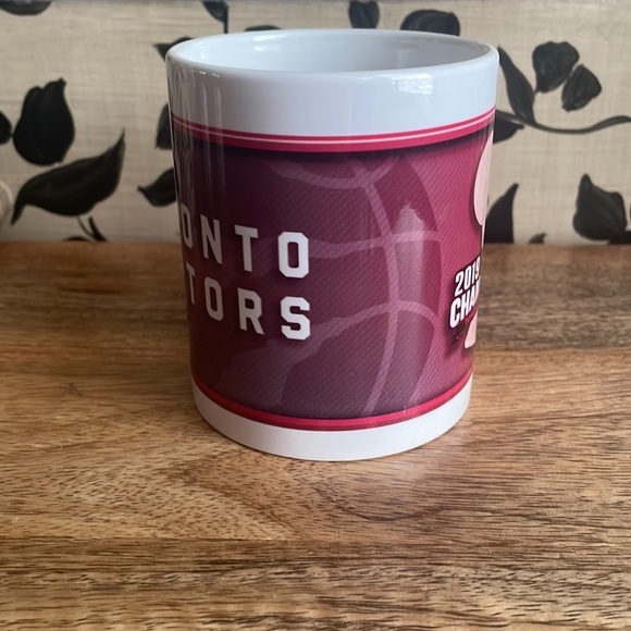 ❤️Toronto Raptors NBA 1991 Champions Mug - Picture 2 of 8